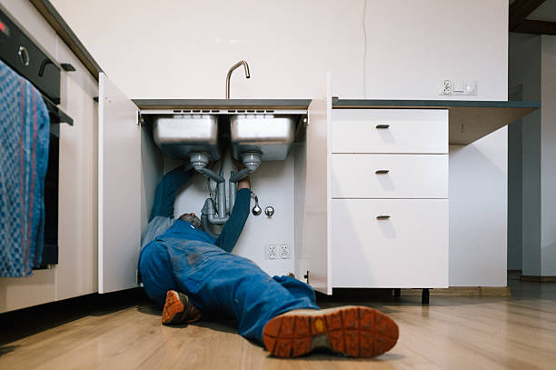 Professional Leak Detection technician working in Riverdale, MD